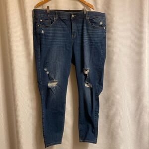 Torrid Bombshelll Skinny Premium stretch jeans size 26T blue distressed